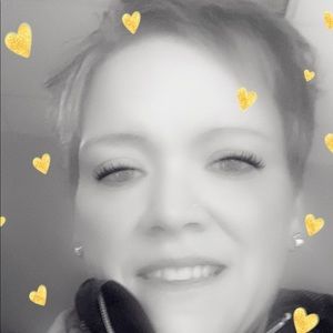 Meet your Posher, Shelly